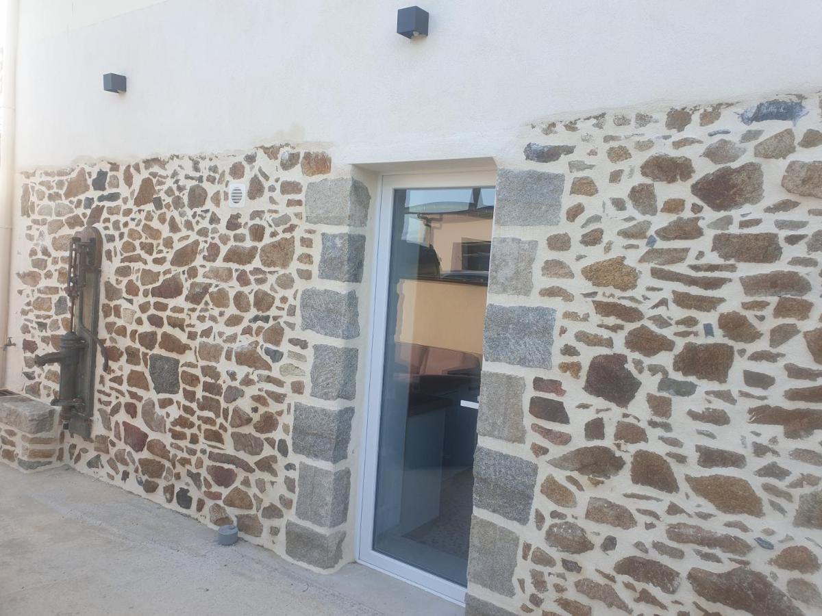Hillion Gite Atypique Avec Jacuzzi מראה חיצוני תמונה