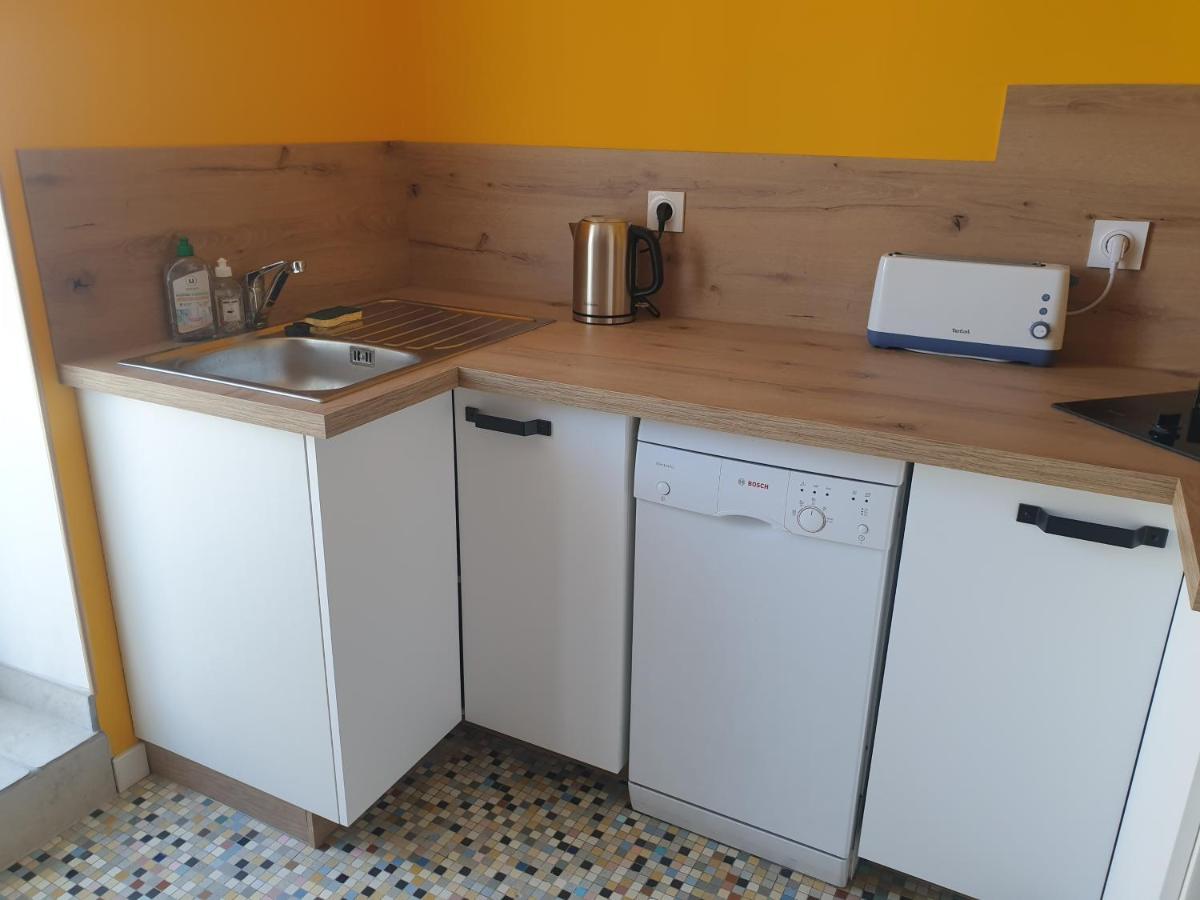 Hillion Gite Atypique Avec Jacuzzi מראה חיצוני תמונה